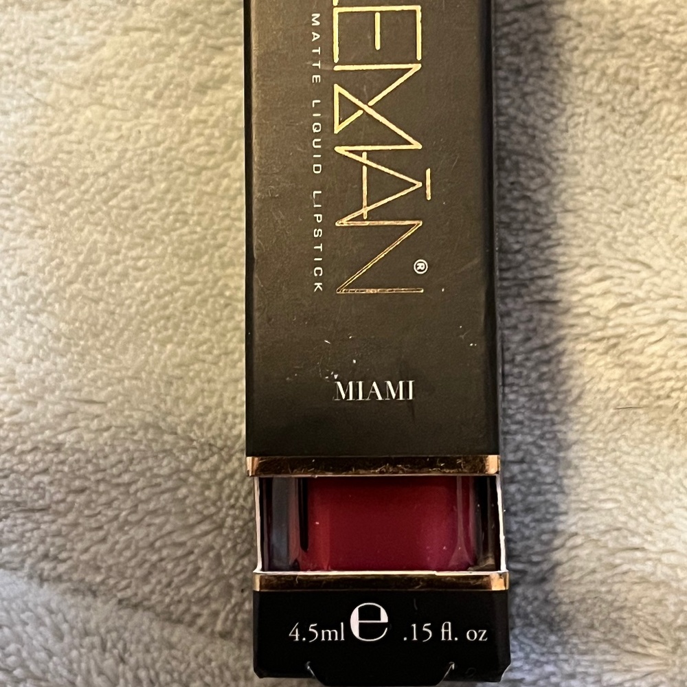Eleman Beauty Matte Liquid Lipstick